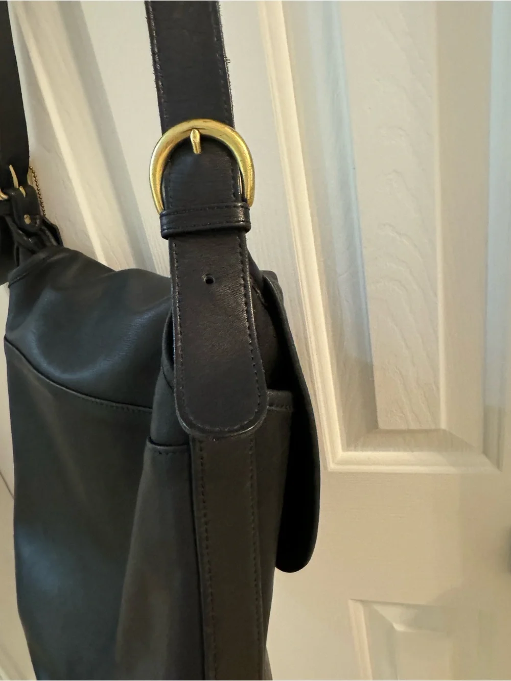 COACH | Vintage Lightweight Whitney Bag ~ Black